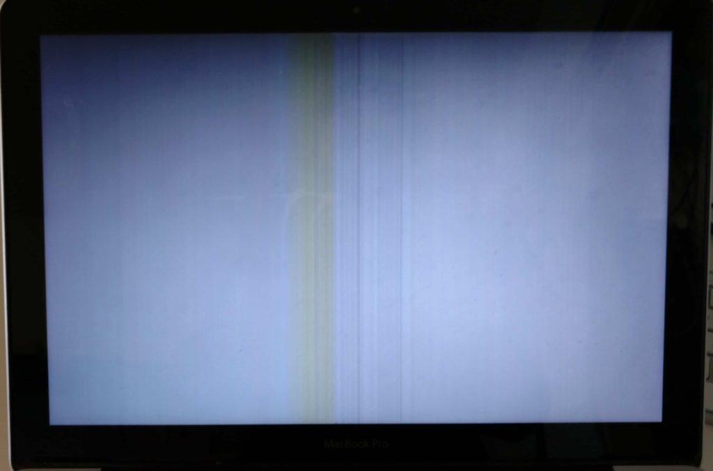 MacBook Screen Flickers and Lines Appear When Moved - Mac Screen Repair