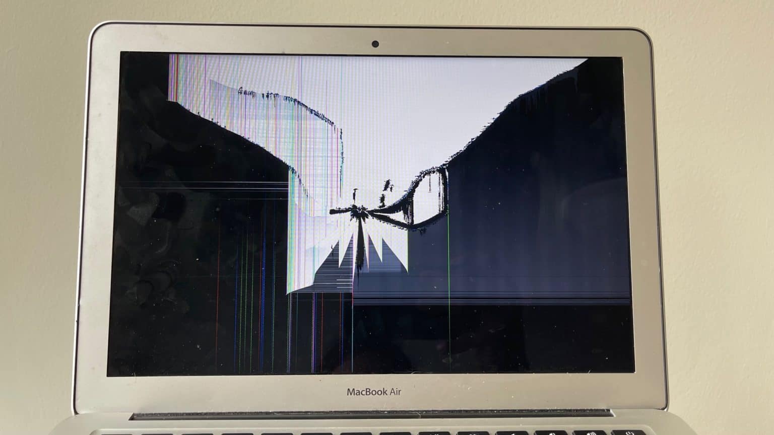 macbook air 13 inch screen repair cost